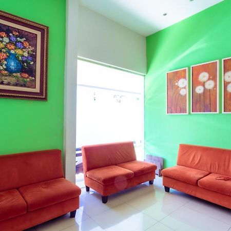 Ardhya Guesthouse Syariah By Ecommerceloka Sidoarjo Exterior photo