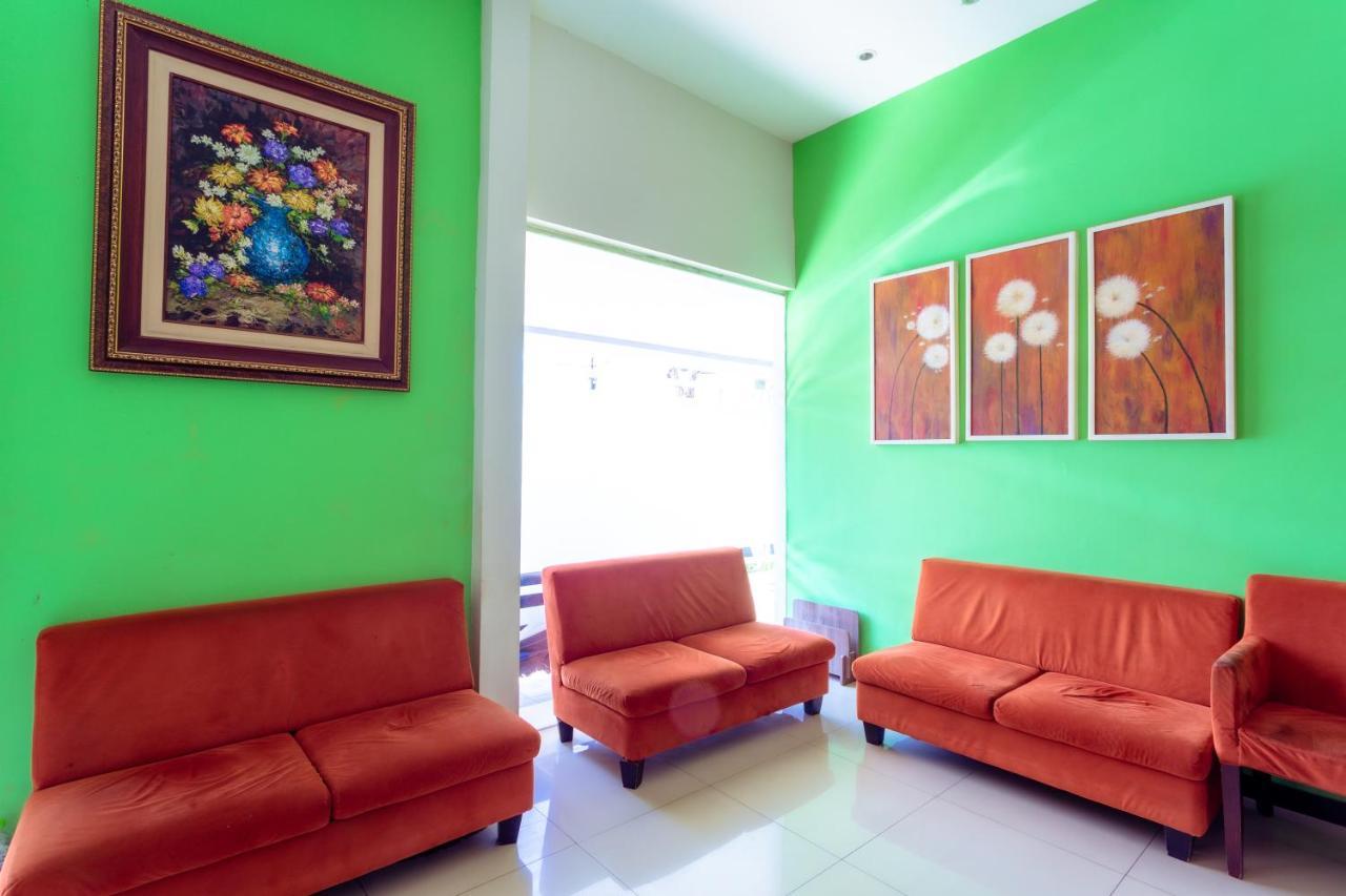 Ardhya Guesthouse Syariah By Ecommerceloka Sidoarjo Exterior photo